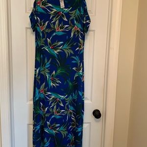 Jaclyn Smith maxi dress